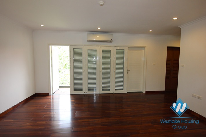 Gorgeous villa with beautiful garden to rent in Dang Thai Mai, Tay Ho area